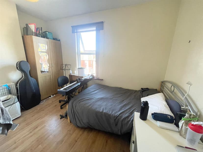 45 Beeston Road - Image 5