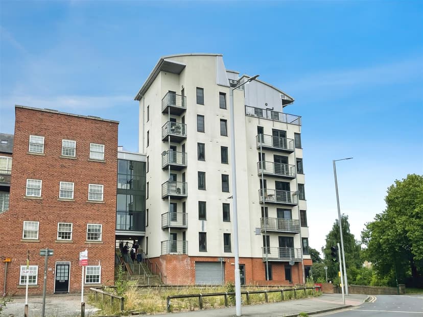 40 Park West - Image 1