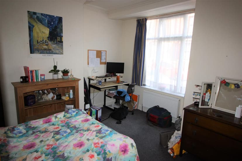 17 Midland Avenue - Image 3