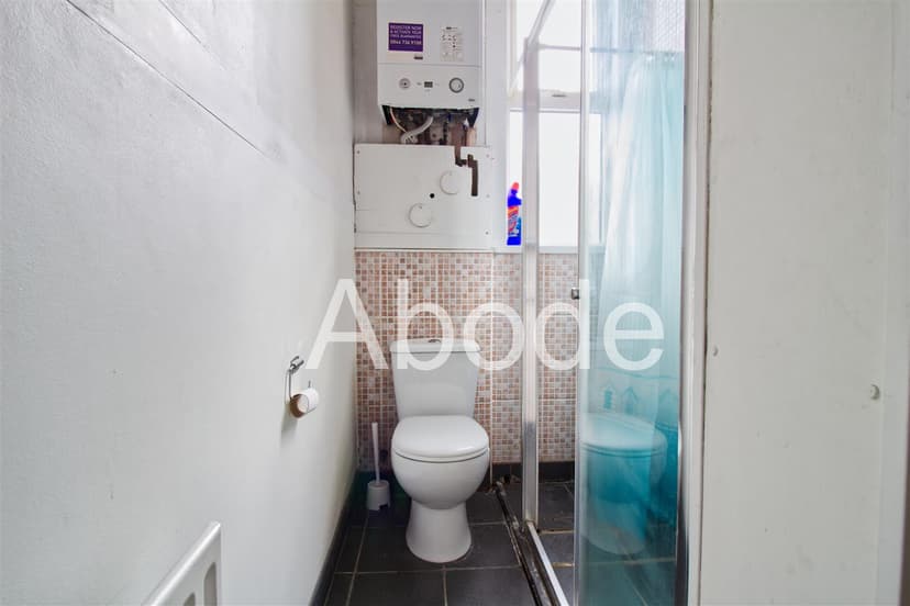 59 Harold Grove - Image 7