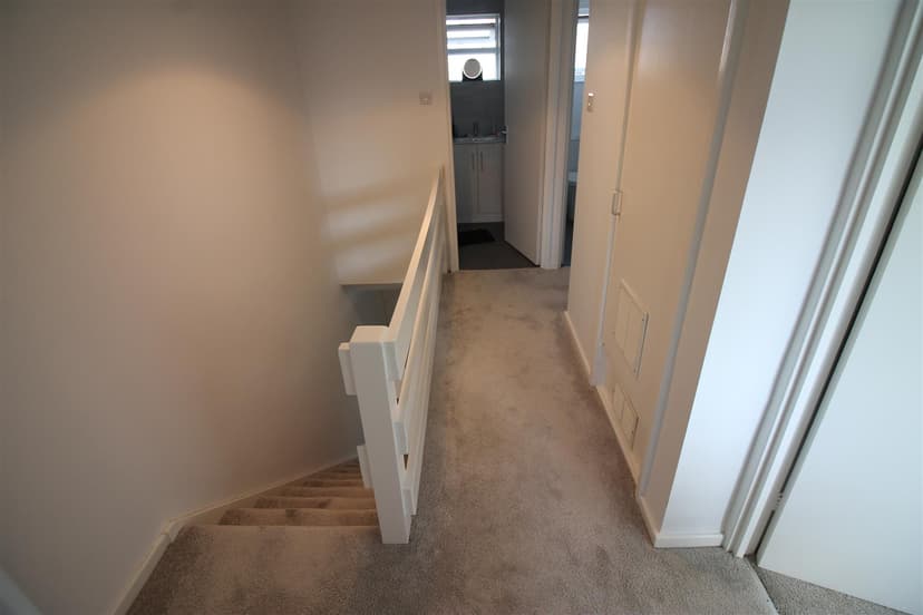 43 Holtdale Road - Image 4