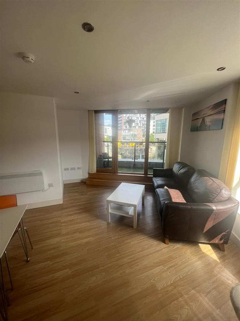Flat 154, Mackenzie House Chadwick Street, Hunslet - Image 7