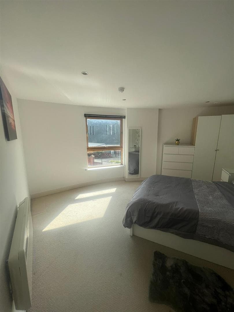 Flat 154, Mackenzie House Chadwick Street, Hunslet - Image 4
