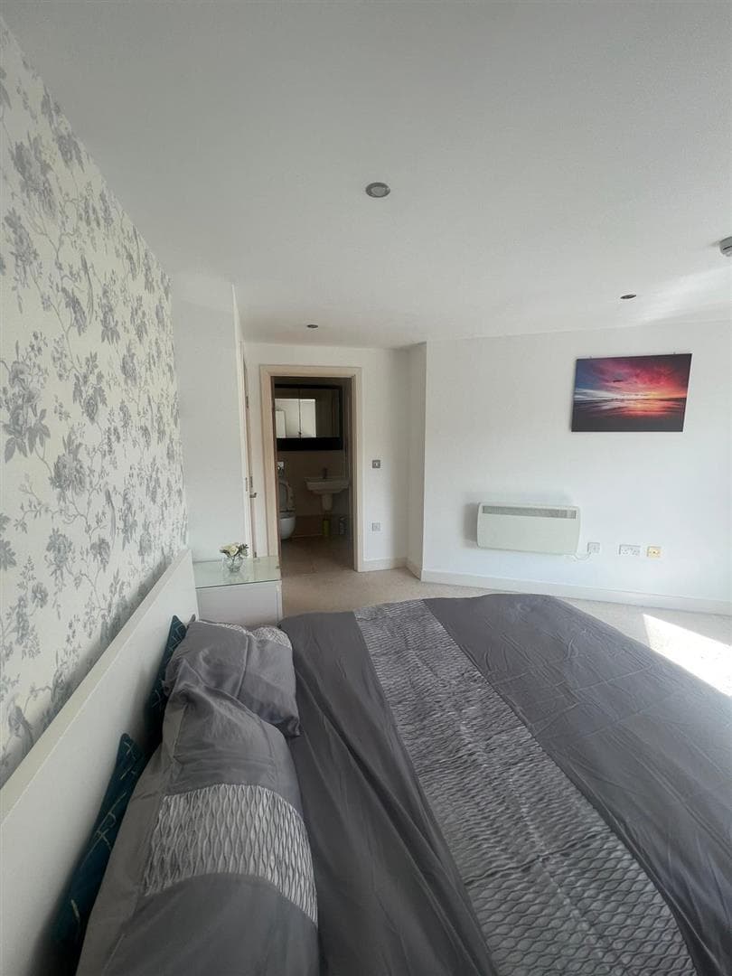 Flat 154, Mackenzie House Chadwick Street, Hunslet - Image 8