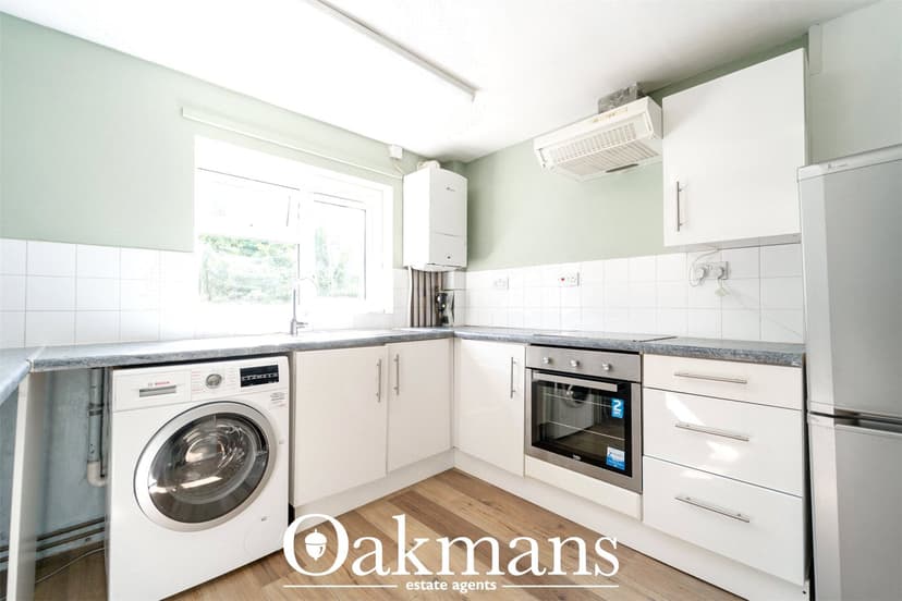 30, Roman Way - Image 10