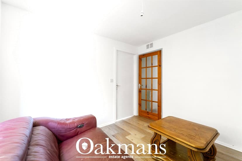 30, Roman Way - Image 3