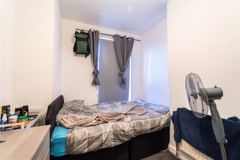 35, Winnie Road - Image 2