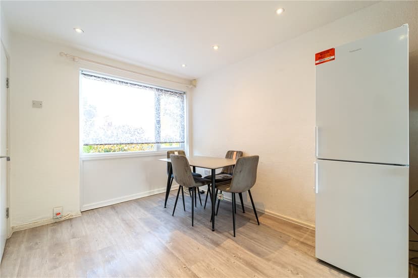 37, Leahurst Crescent - Image 19