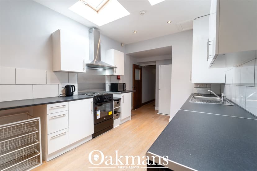 334, Tiverton Road - Image 3