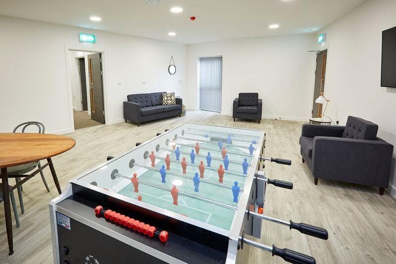 QED, Studio 7, Frederick Road - Image 4