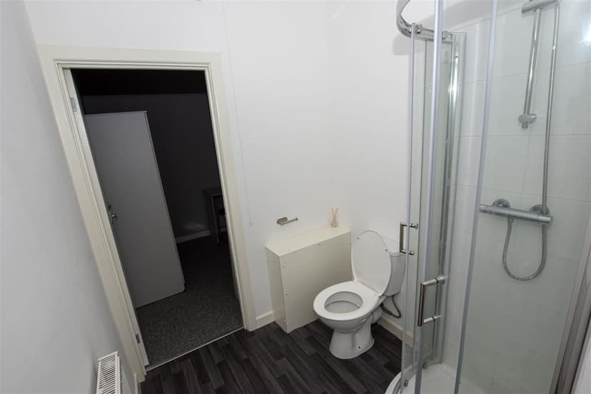 Lottie Road - Image 4