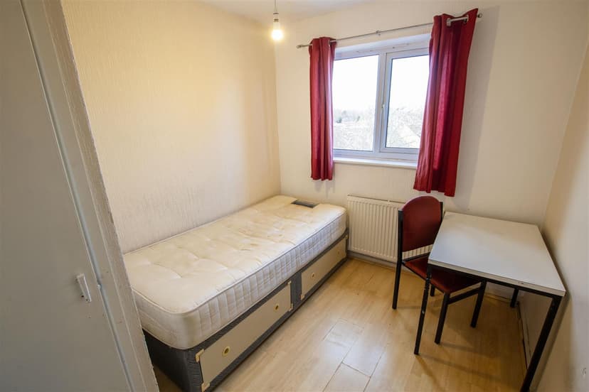 Lodge Hill Road - Image 6