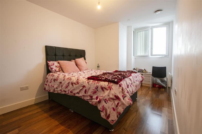 1714 Metropolitan House, Hagley Road - Image 4