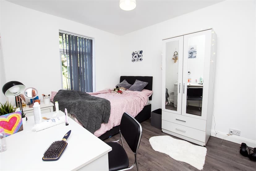 32, Lottie Road - Image 4