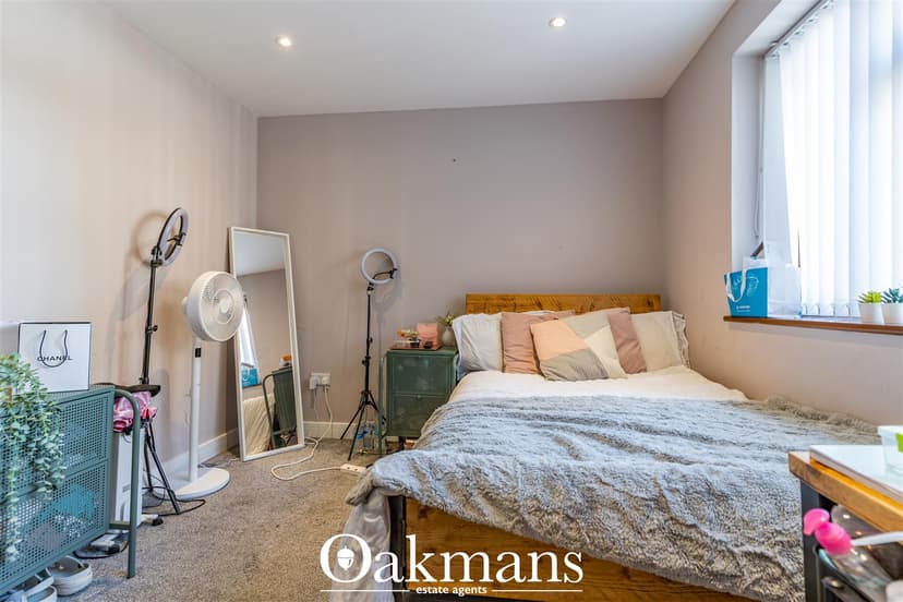 25A, Harold Road - Image 17