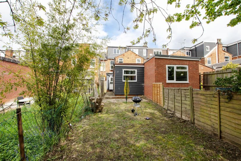 228, Hubert Road - Image 1