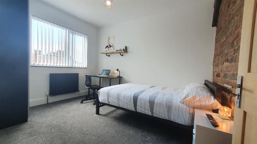 2, Eldon Road - Image 6