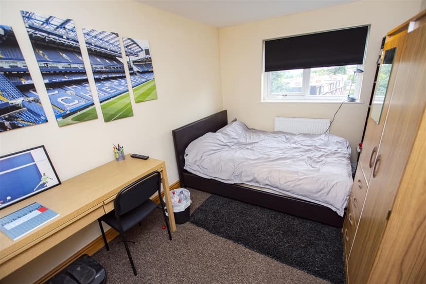 Heeley Road - Image 11