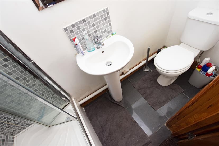 Heeley Road - Image 5