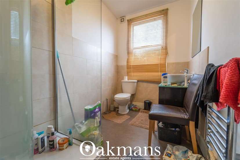 31, Mostyn Road - Image 5