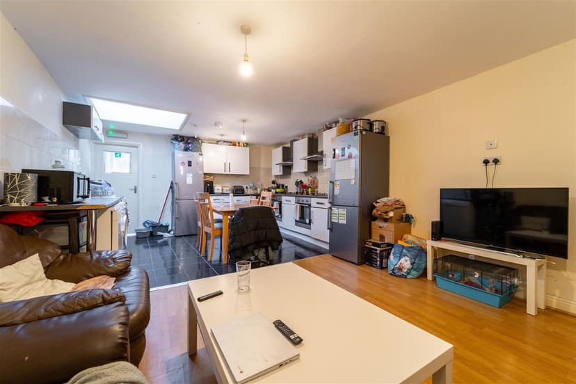 92, Alton Road - Image 25