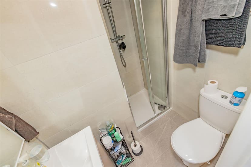 28, Dartmouth Road - Image 2