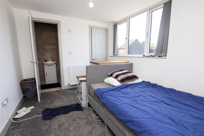 108, Raddlebarn Road - Image 8