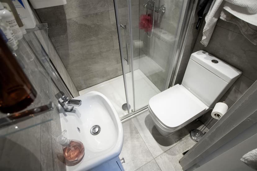 258, Heeley Road - Image 3