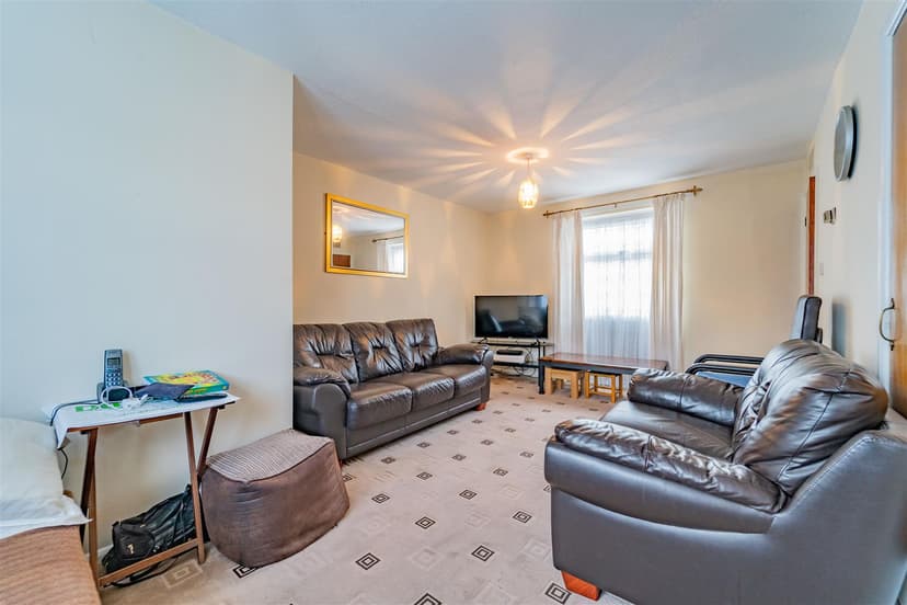 16, Varden Croft - Image 16