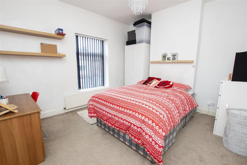 73, Milner Road - Image 3