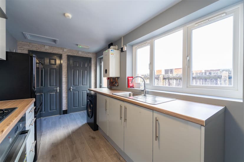 27, Cannon Hill Road - Image 23