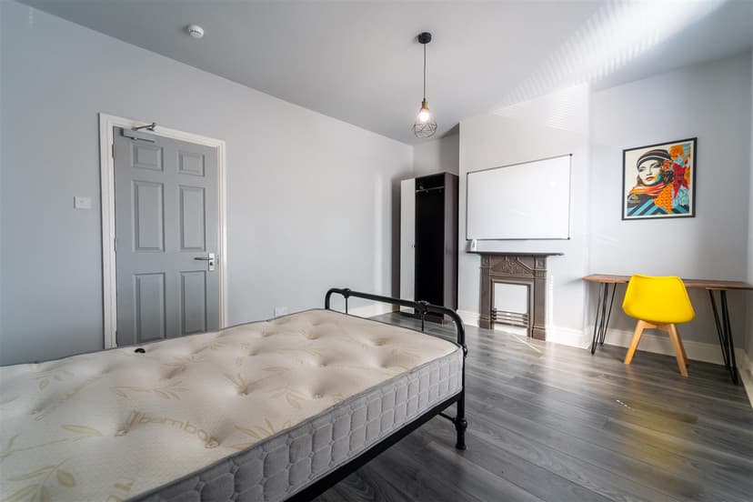 27, Cannon Hill Road - Image 13