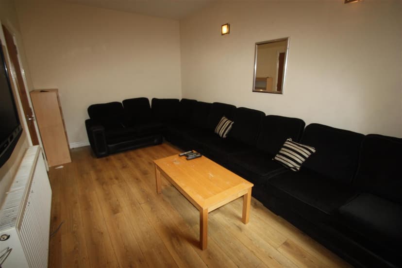 218, Heeley Road - Image 7