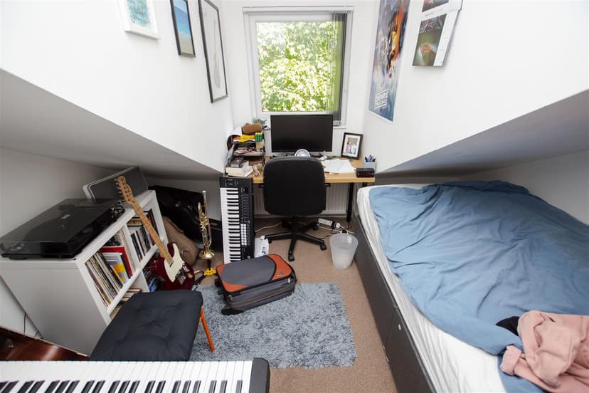 282, Tiverton Road - Image 4