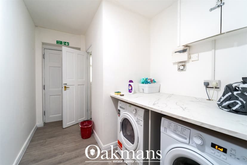 28, Fladbury Crescent - Image 19