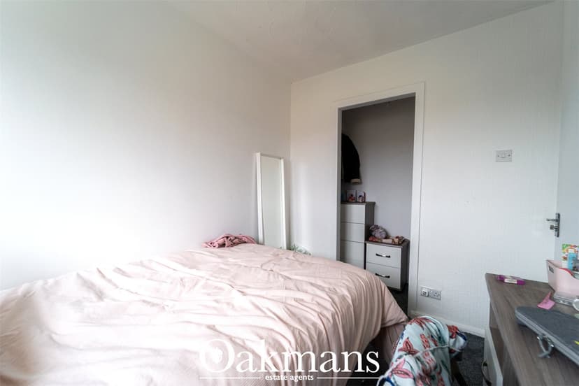 28, Fladbury Crescent - Image 9