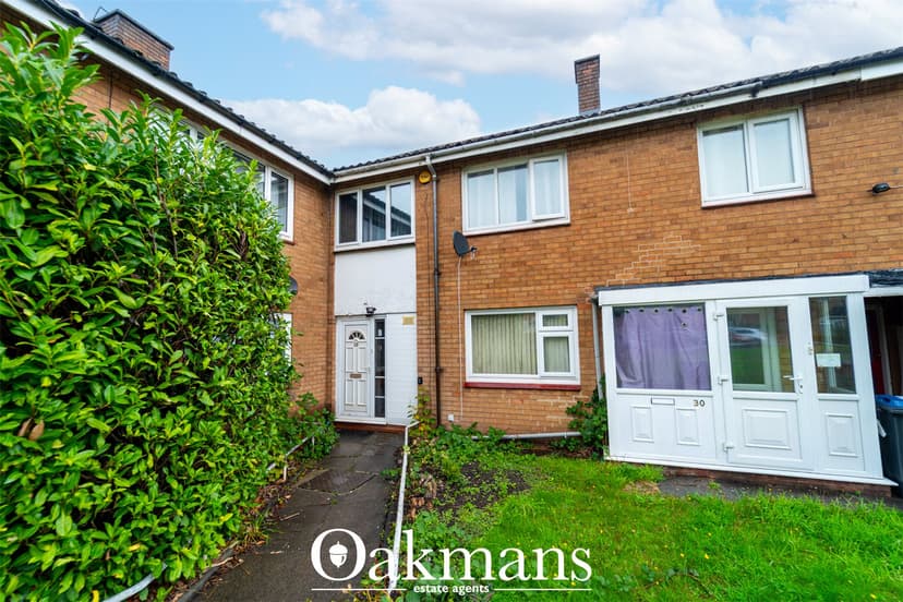 28, Fladbury Crescent - Image 2