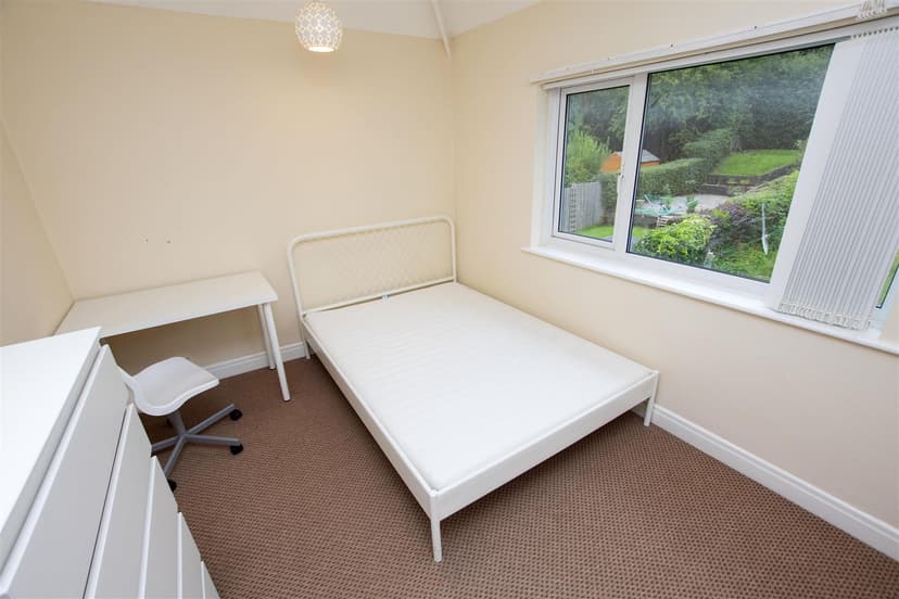 107, Reservoir Road - Image 3