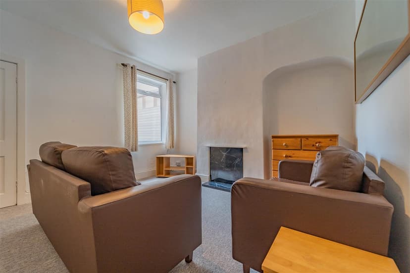 143, Warwards Lane - Image 9