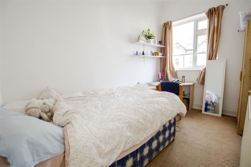 20, Bournbrook Road - Image 7