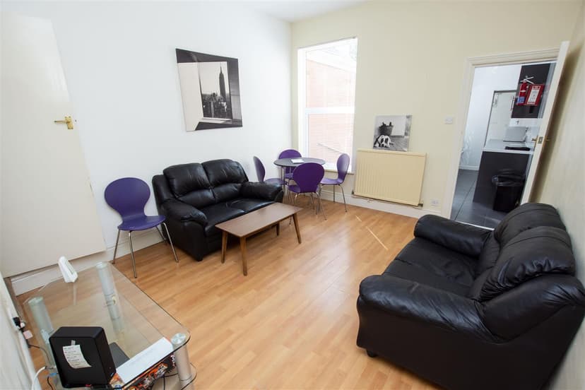 264, Dawlish Road - Image 7