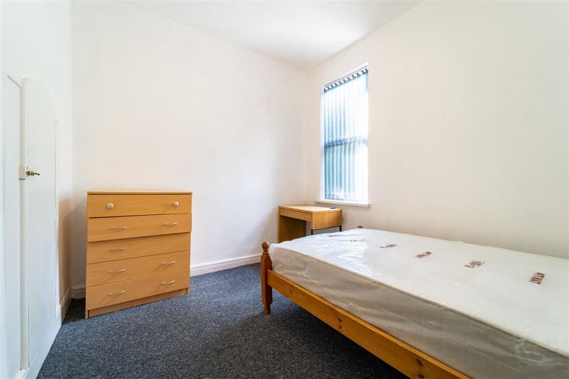 20, George Road - Image 11