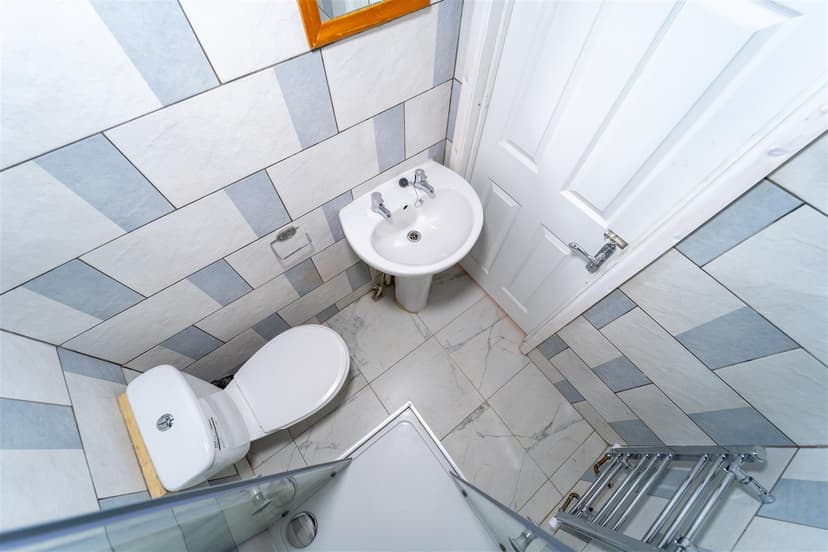 20, George Road - Image 6