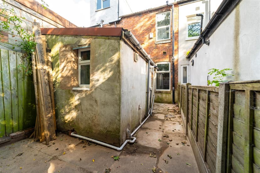 20, George Road - Image 2