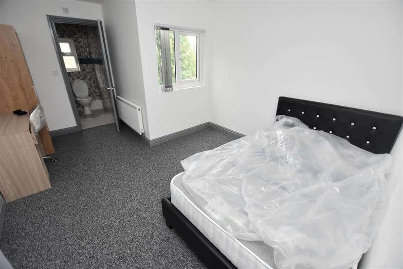 234a, Hubert Road - Image 7