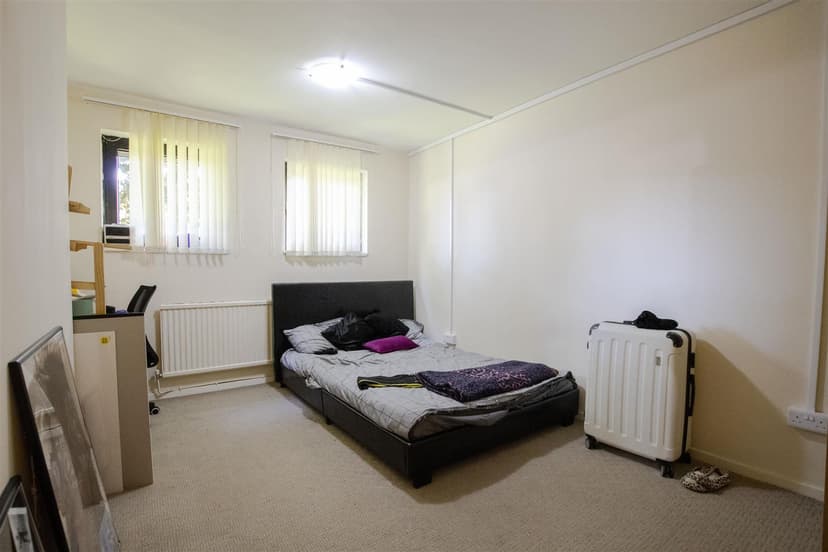 15, Dalloway Close - Image 3