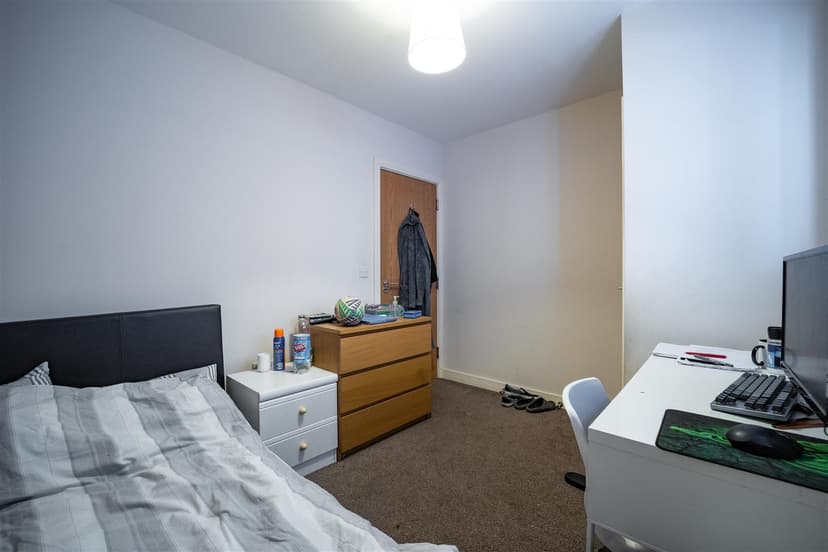 35, Heeley Road - Image 13