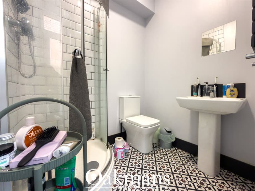 238, Edward Road - Image 13