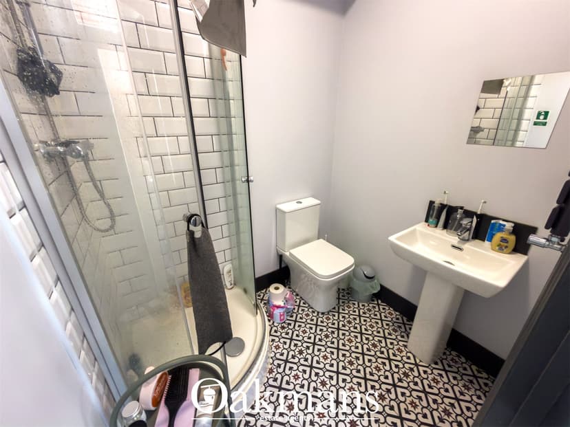 238, Edward Road - Image 12