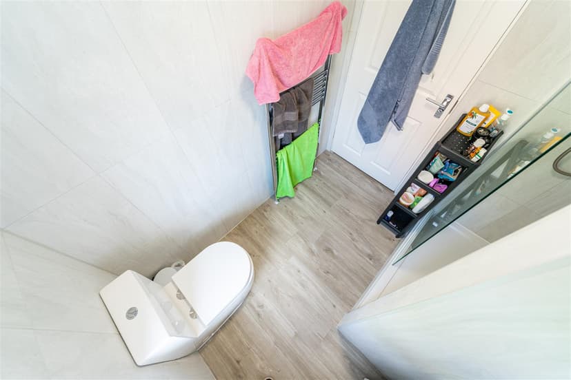 6A, Coronation Road - Image 6